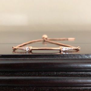 Stella & Dot gold bracelet - adjustable - NWOT